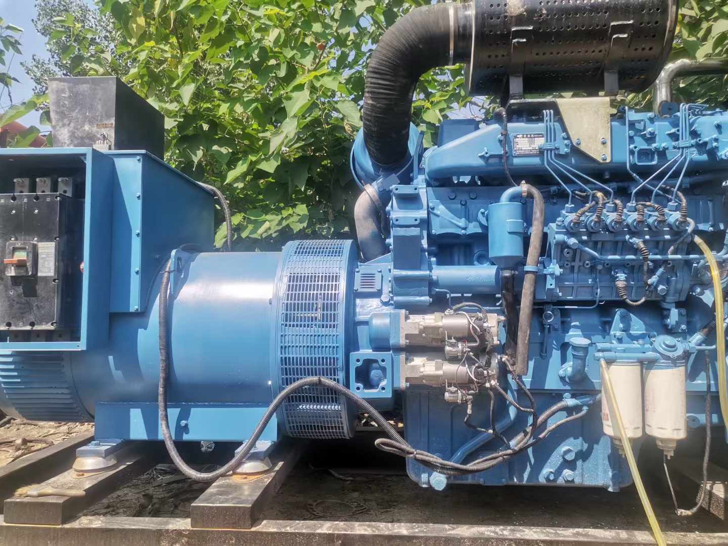 东胜详细说明降低 800kW 柴油发电机输出电流波动的方法