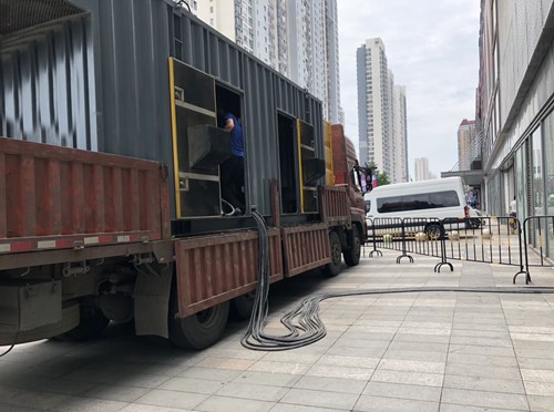 东胜柴油发电机空气滤清器在不同季节的更换周期是否有差异？